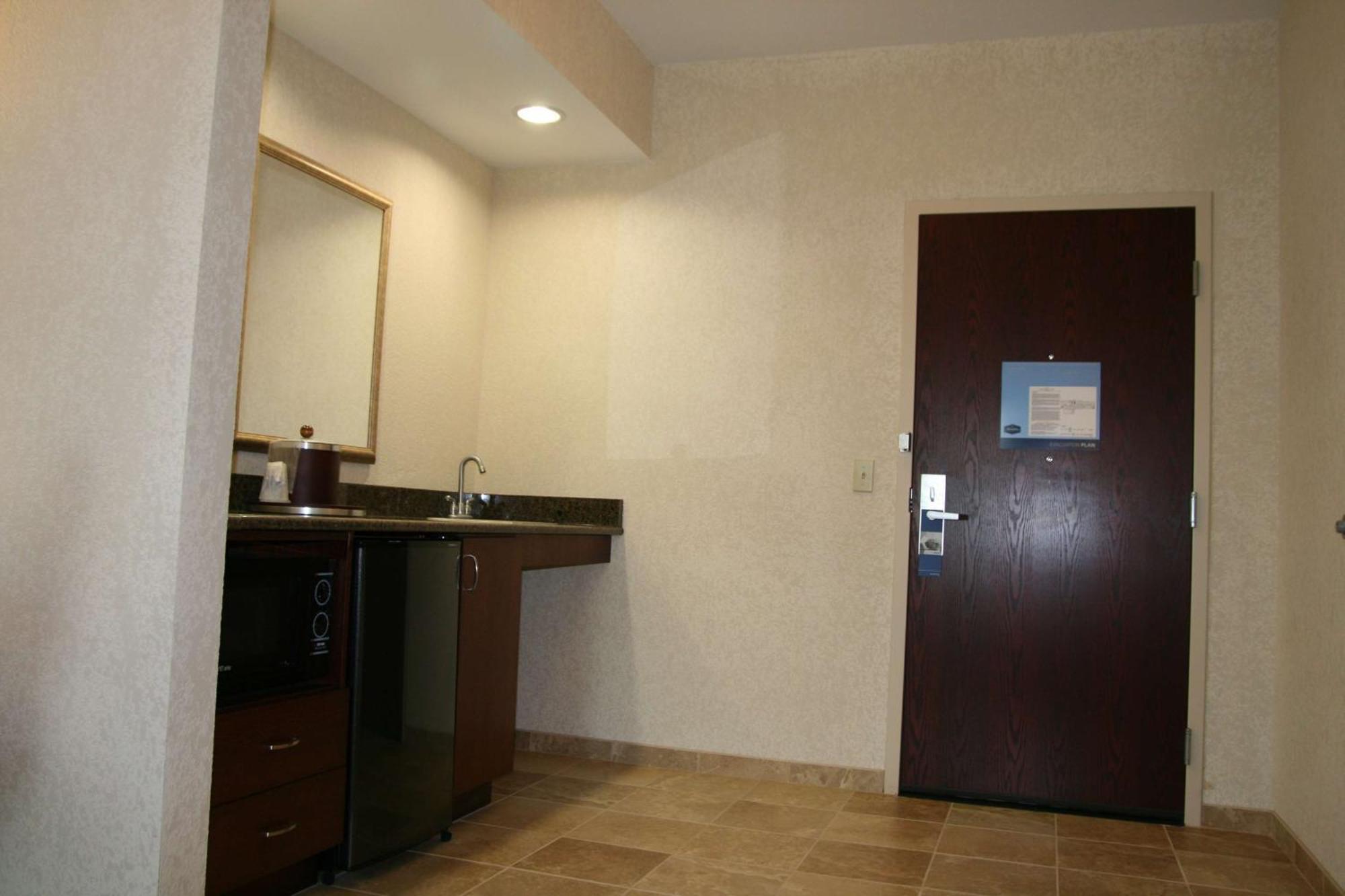 Hampton Inn & Suites Cleveland-Mentor Exteriér fotografie
