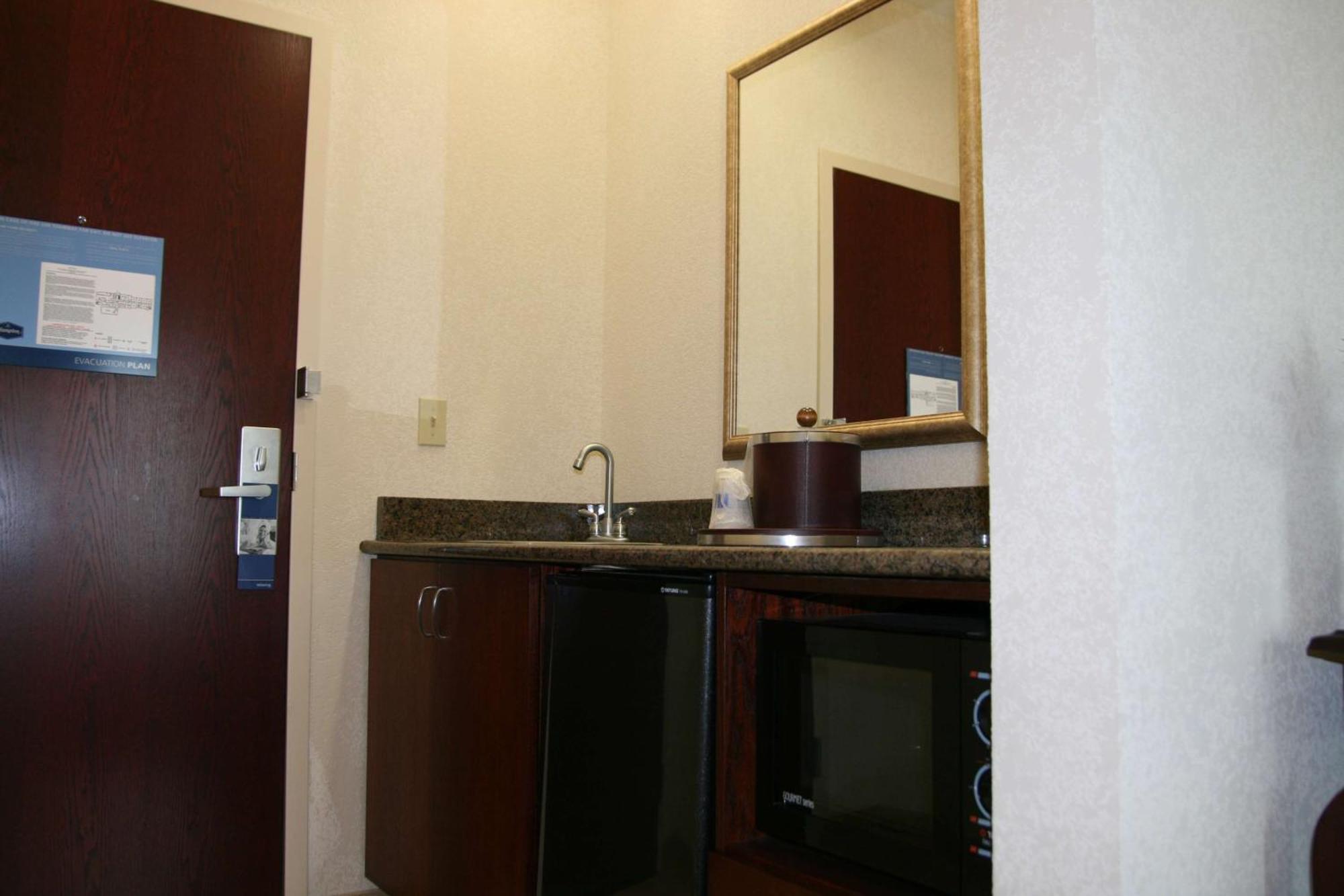 Hampton Inn & Suites Cleveland-Mentor Exteriér fotografie