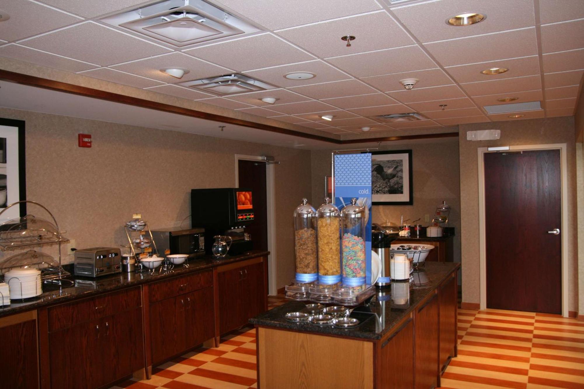 Hampton Inn & Suites Cleveland-Mentor Exteriér fotografie
