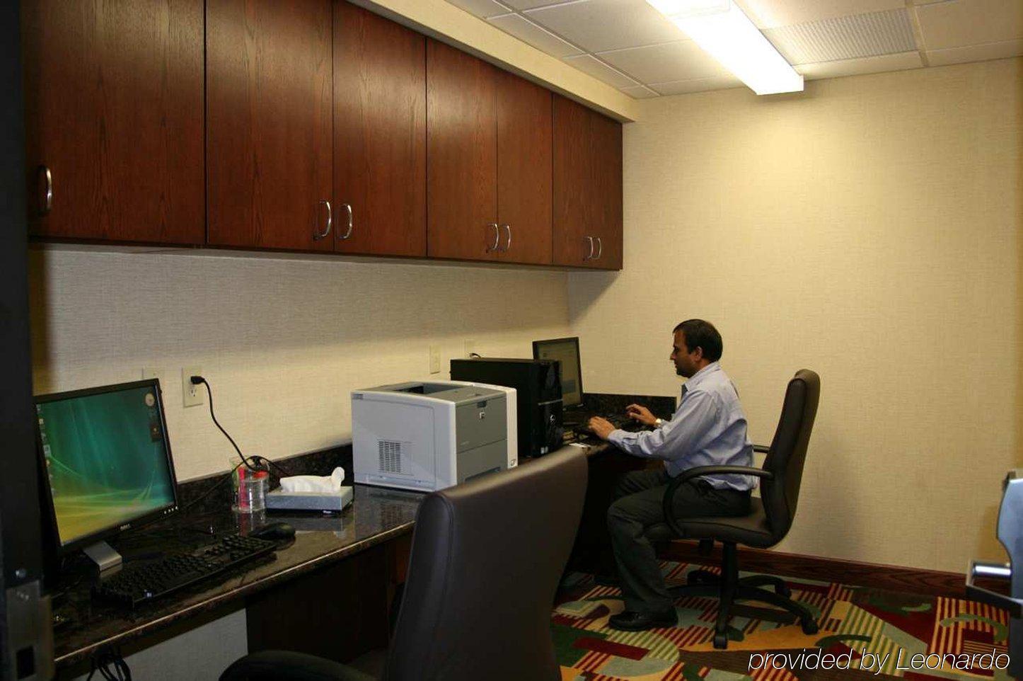 Hampton Inn & Suites Cleveland-Mentor Zařízení fotografie